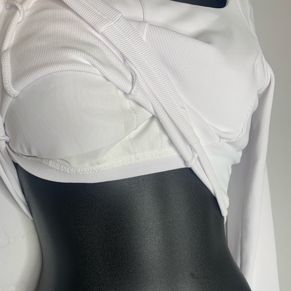 Move Technology White Long Sleeve Padded Active Top Size Medium - Picture 8 of 11